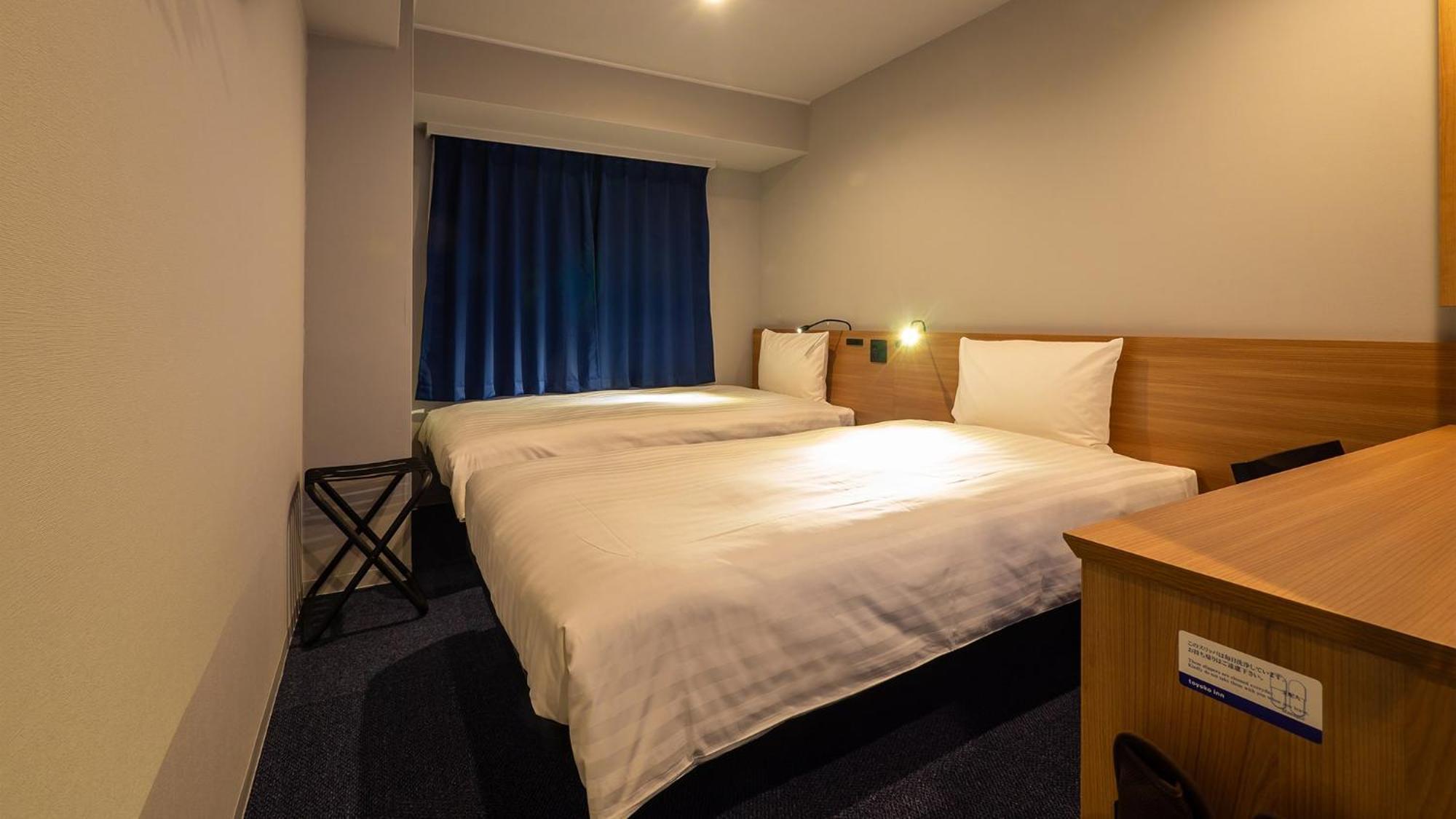 Toyoko Inn Nagasaki Ekimae Rum bild
