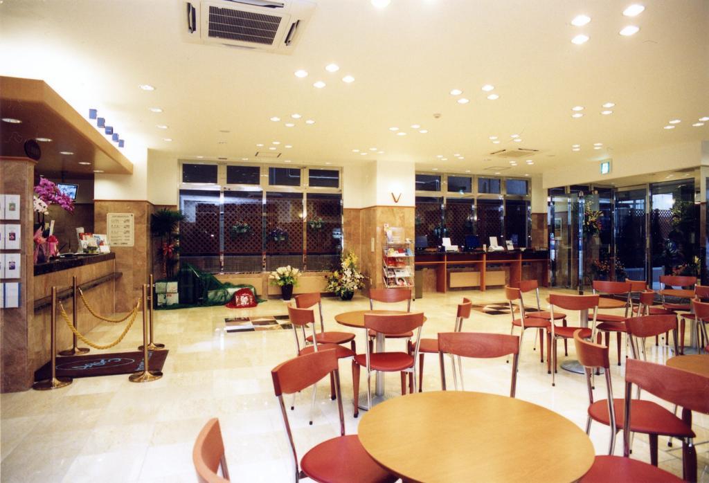 Toyoko Inn Nagasaki Ekimae Exteriör bild